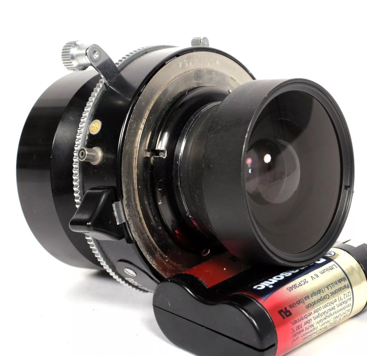 Schneider Super Angulon 75mm F8 lens in Copal #0 shutter Schneider Super Angulon 75mm F8 lens in Copal #0 shutter